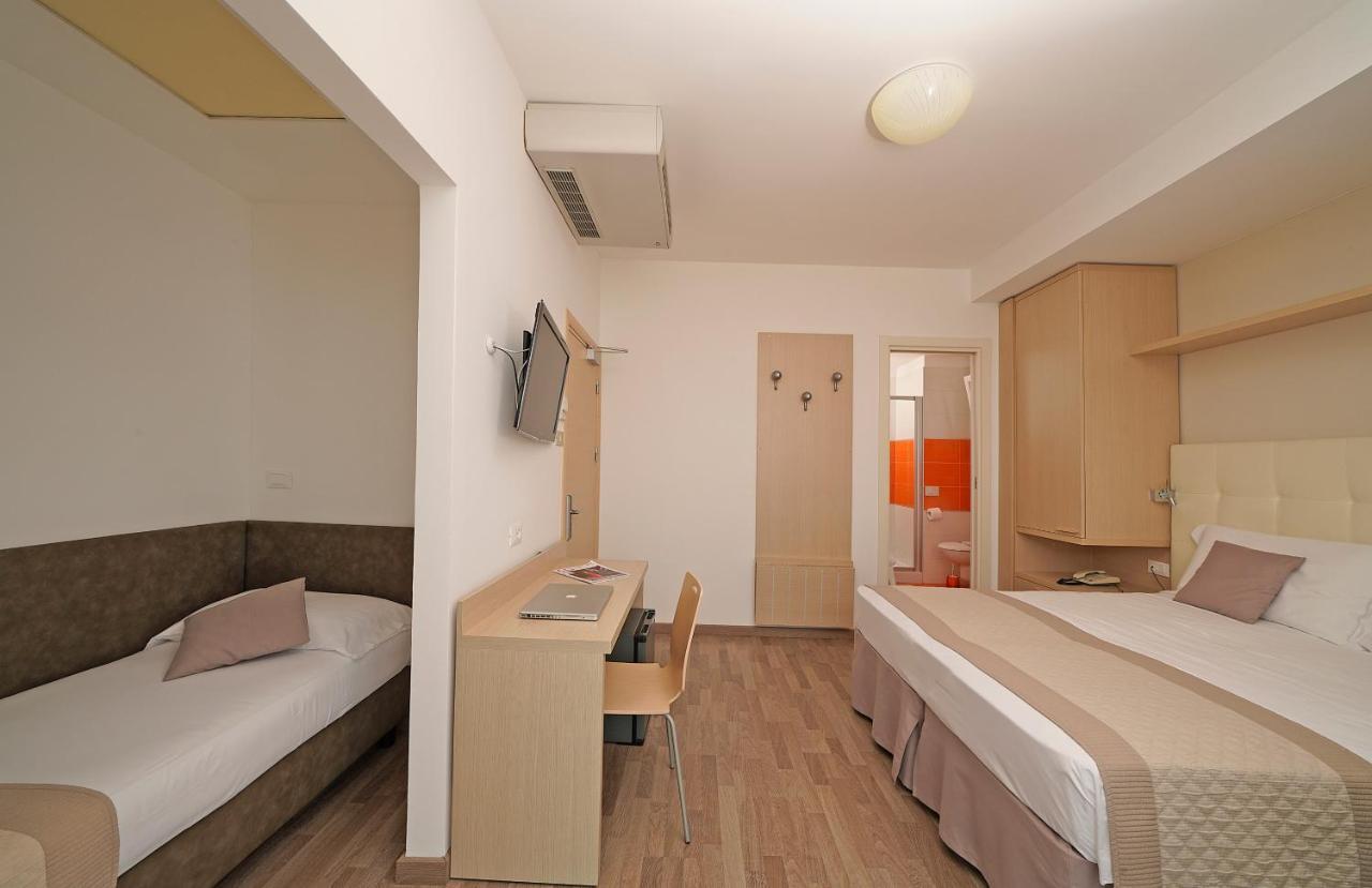 Hotel Strand A Frontemare Lido di Jesolo Exterior photo