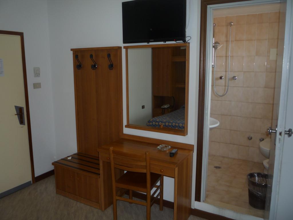 Hotel Strand A Frontemare Lido di Jesolo Room photo